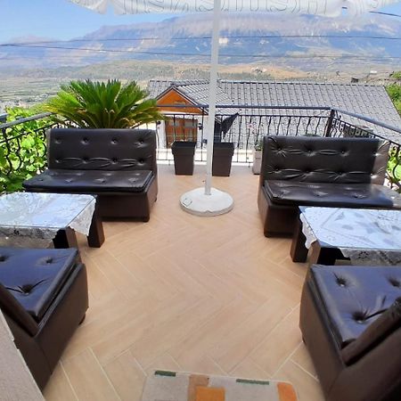Guest House Ejona Gjirokaster Ngoại thất bức ảnh